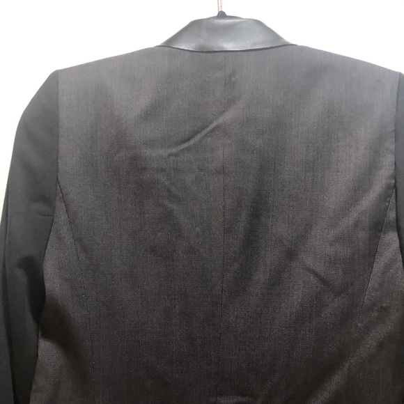TAHARI CHARCOAL BLACK BLAZER W/ FAUX LEATHER LAPEL - Picture 12 of 13